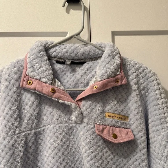 Simply Southern Women's Gray and Purple Textured pullover Size M - Picture 8 of 8